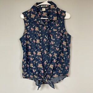 Levi's Sleeveless  navy with flowers Tie Blouse, Size L, cotton